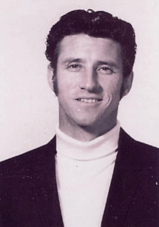 查克·沃特斯 Chuck Waters