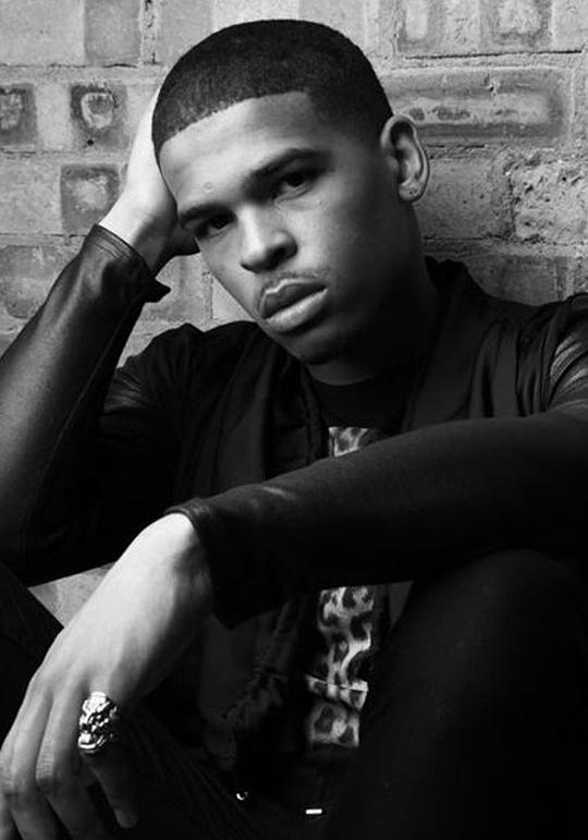 科拉·波金尼 Kola Bokinni