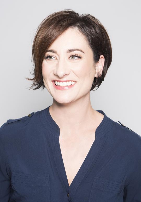 利奥诺拉·皮茨 Leonora Pitts