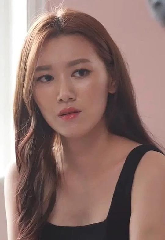 韩艺瑟 Han Yi-seul
