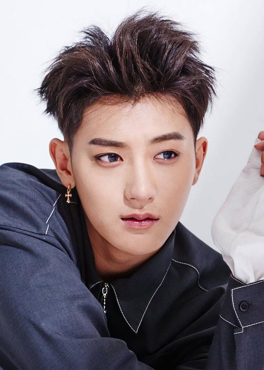 黄子韬 Zitao Huang