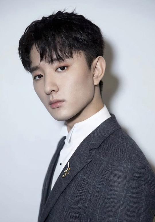 于小彤 Xiaotong Yu