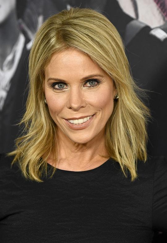 切瑞·海恩斯 Cheryl Hines