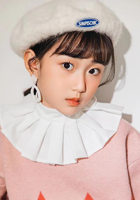 刘星辰 Dora