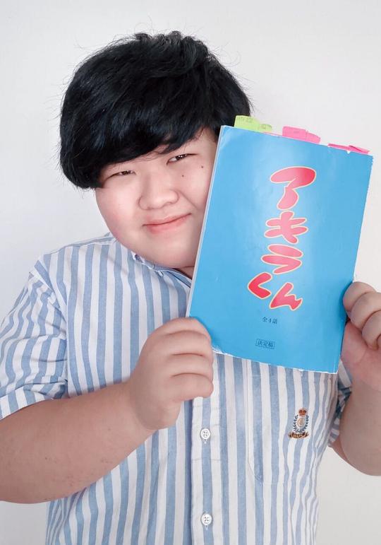 小山春朋 Harutomo Koyama