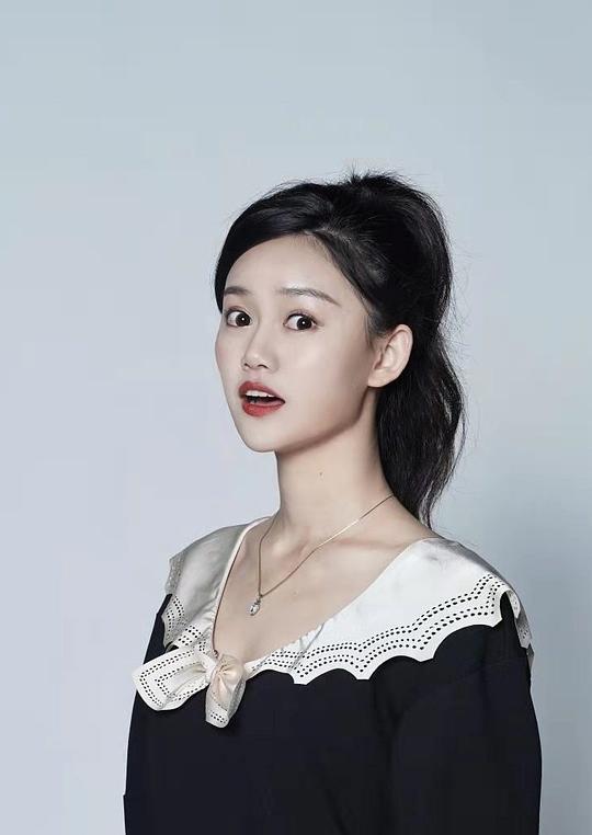 钱芊伊 Qianyi Qian