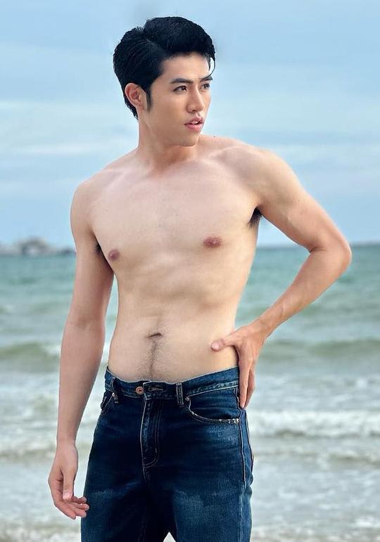 廷拉萨克·考阿佑德迪 Thirasak Kaewyoddee