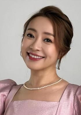 庄群施 Queenzy Cheng