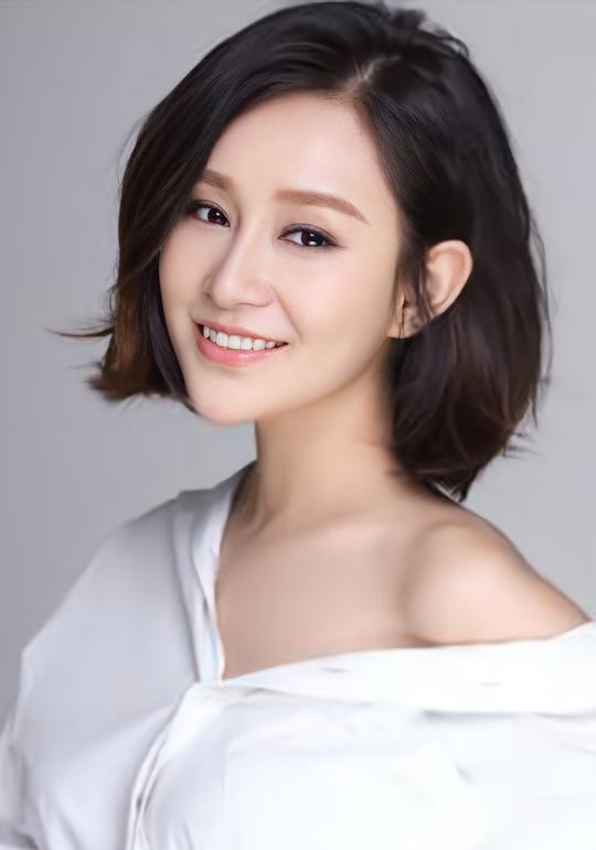 杨小璇 Xiaoxuan Yang