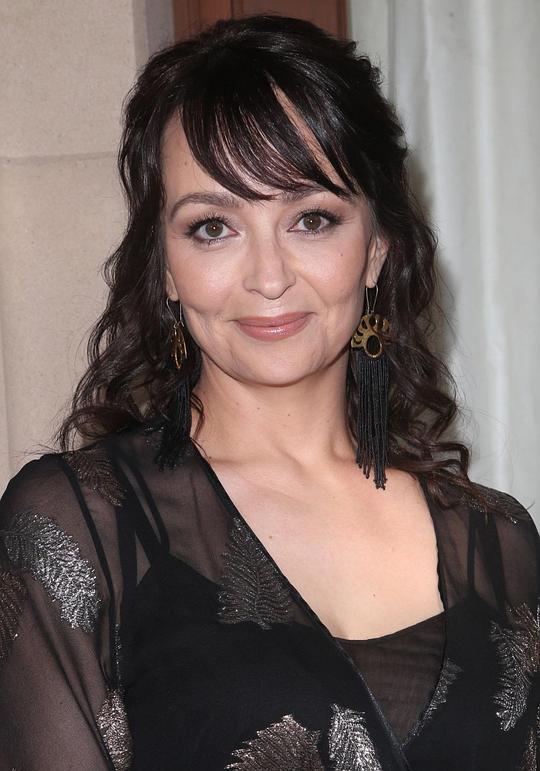 莎拉·斯特兰奇 Sarah Strange