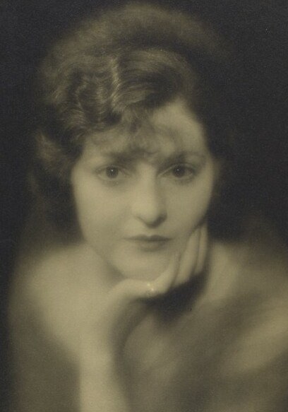 艾莉诺·阿德里 Eleanor Audley