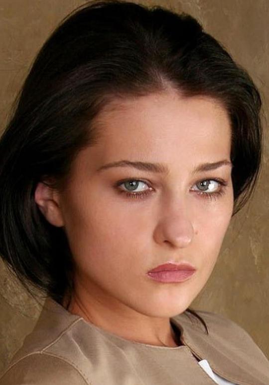 安娜斯塔西娅·丹妮索娃 Anastasiya Denisova