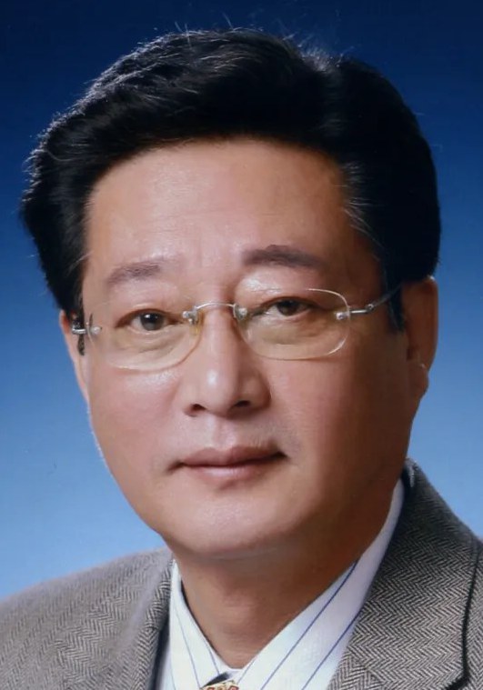 南英镇 Young-jin  Nam