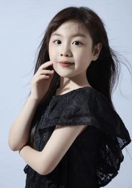 张慧子 Huizi Zhang