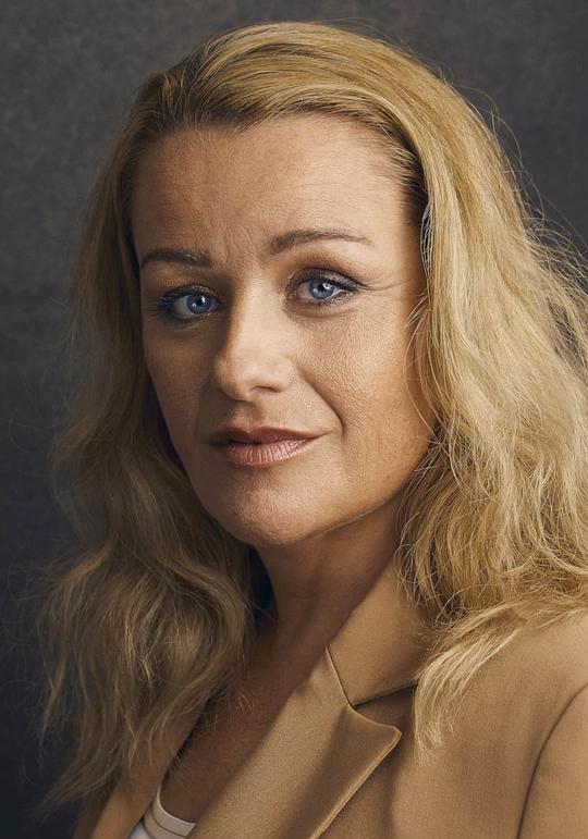 黛比·哈尼伍德 Debbie Honeywood
