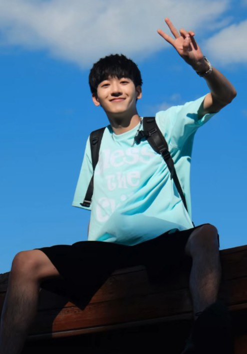 张昊楠 Haonan Zhang