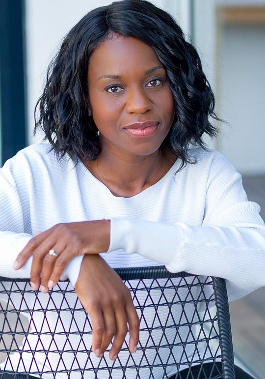 索尼娅·莱斯利 Sonya Leslie