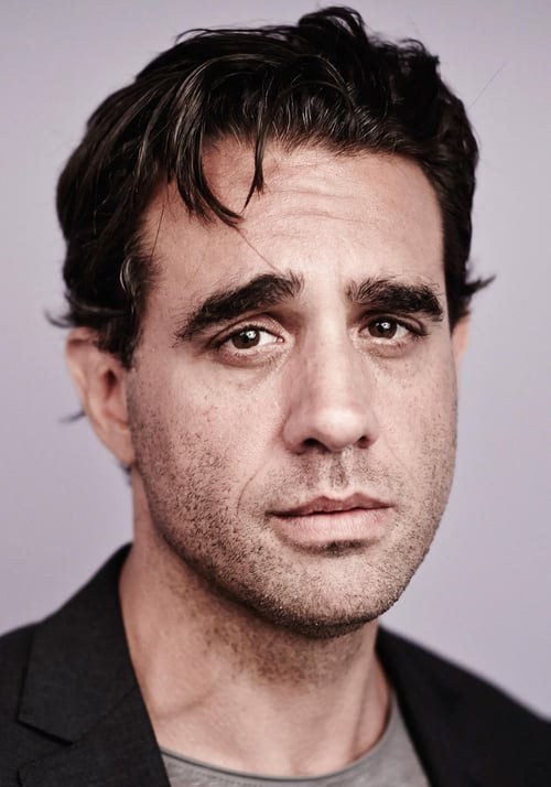 鲍比·坎纳瓦尔 Bobby Cannavale