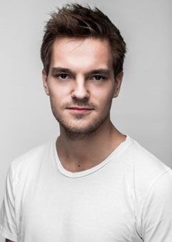 尼基塔·沃尔科夫 Nikita Volkov