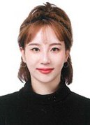 金多影 Kim Da Young