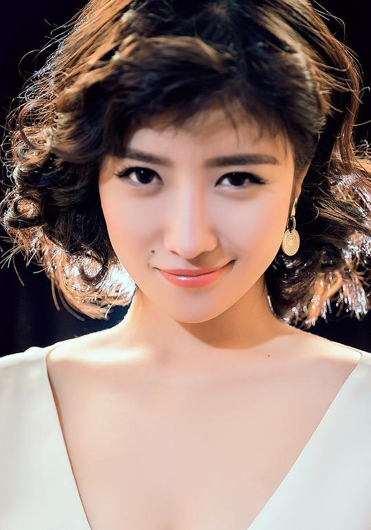 李珈西 Jiaxi Li