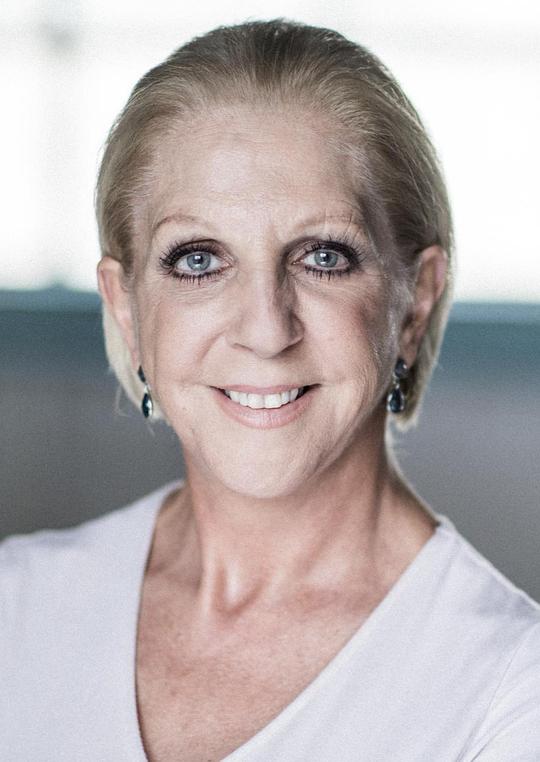 妮可拉·麦考利夫 Nichola McAuliffe