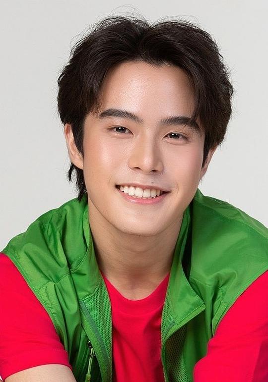 阿蓝·阿萨苏布萨坤 Allan Asawasuebsakul