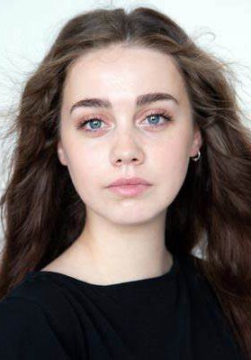 安吉丽娜·斯托利亚罗娃 Angelina Stolyarova