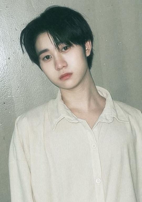 瓦拉提普·基迪派山 Waratthip Kittiphaisan