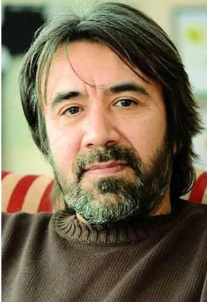 泽基·德米尔库布兹 Zeki Demirkubuz