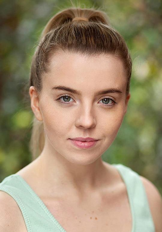 艾米丽·巴内特 Emily Barnett