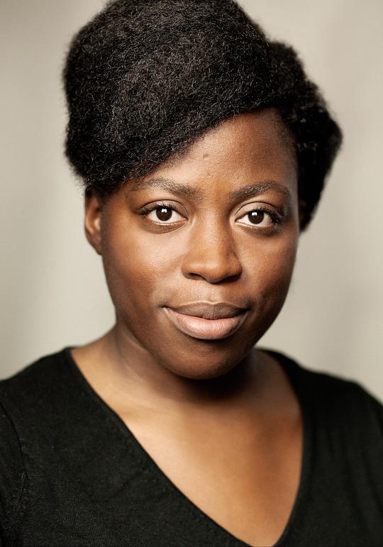 拉约-克里斯蒂娜·阿金鲁德 Layo-Christina Akinlude