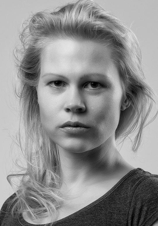 克劳迪娅·纽曼 Claudia Newman
