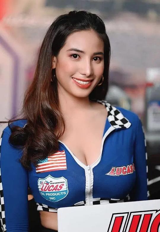 艾拉·克鲁兹 Aila Cruz