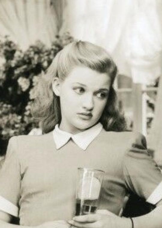 Lenore Lonergan Lenore Lonergan