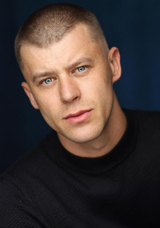 卢克·贝克 Luke Baker