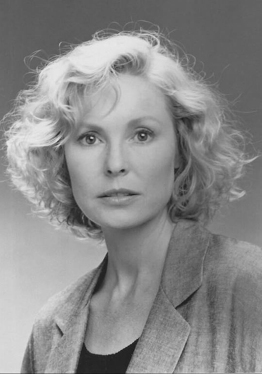 维多利亚·坦南特 Victoria Tennant