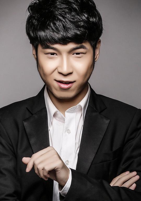 杨默 Mo Yang