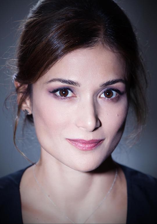 达芙妮·亚历山大 Daphne Alexander