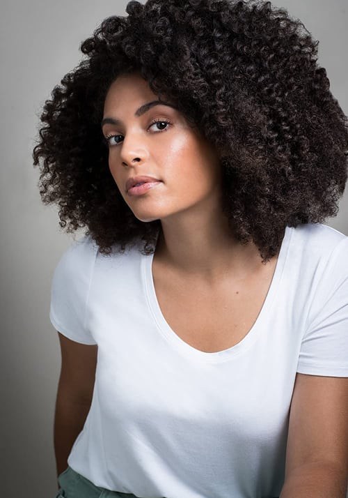 凯·麦基南 Kiah McKirnan