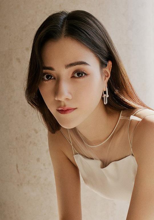 娜然  Narana Erdyneeva