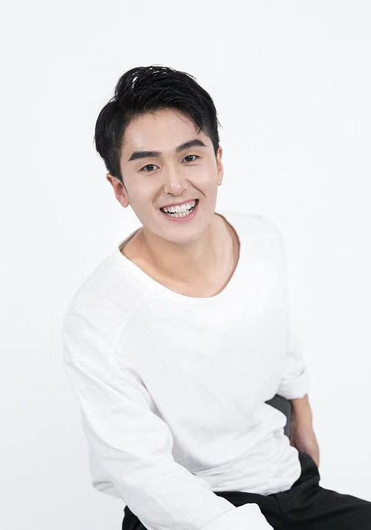 张珂铭 Keming Zhang