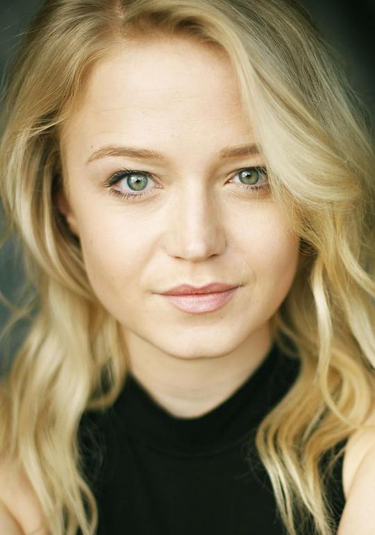 鲍丽娜 奥斯津斯基 Paulina Olszynski