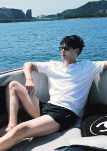 杨晨  Yang Chen