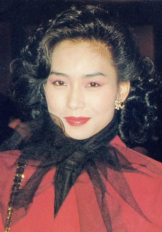 邝美云 Cally Kwong