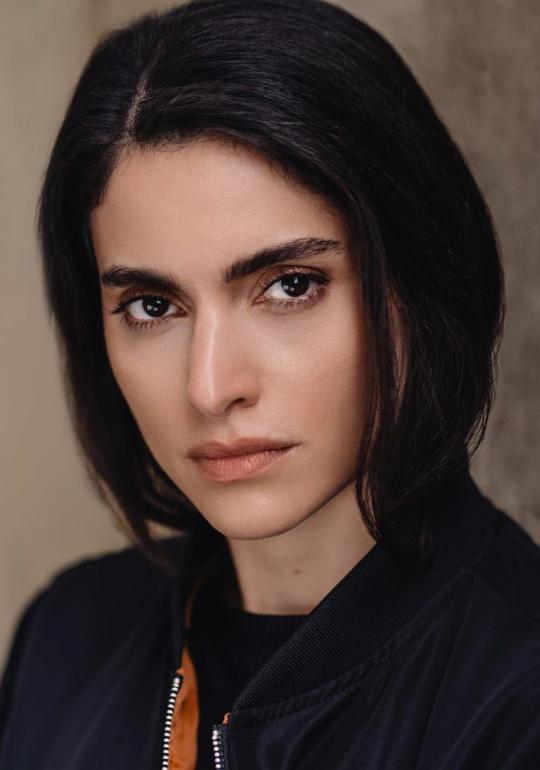 拉哈·蕾贝里 Raha Rahbari