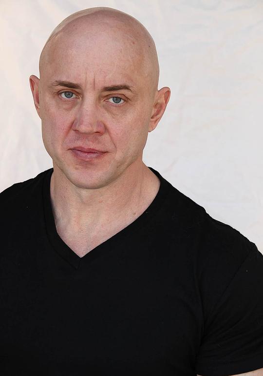 弗拉迪米尔·斯佐夫 Vladimir Sizov