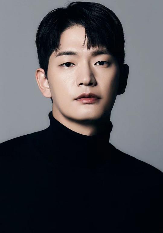 姜相准 Kang Sang Jun