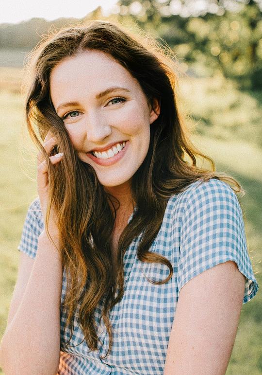 杰萨明·伯古姆 Jessamine Burgum