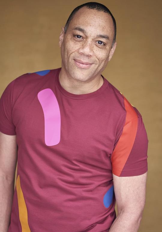 萨姆·拉塞尔 Sam Russell